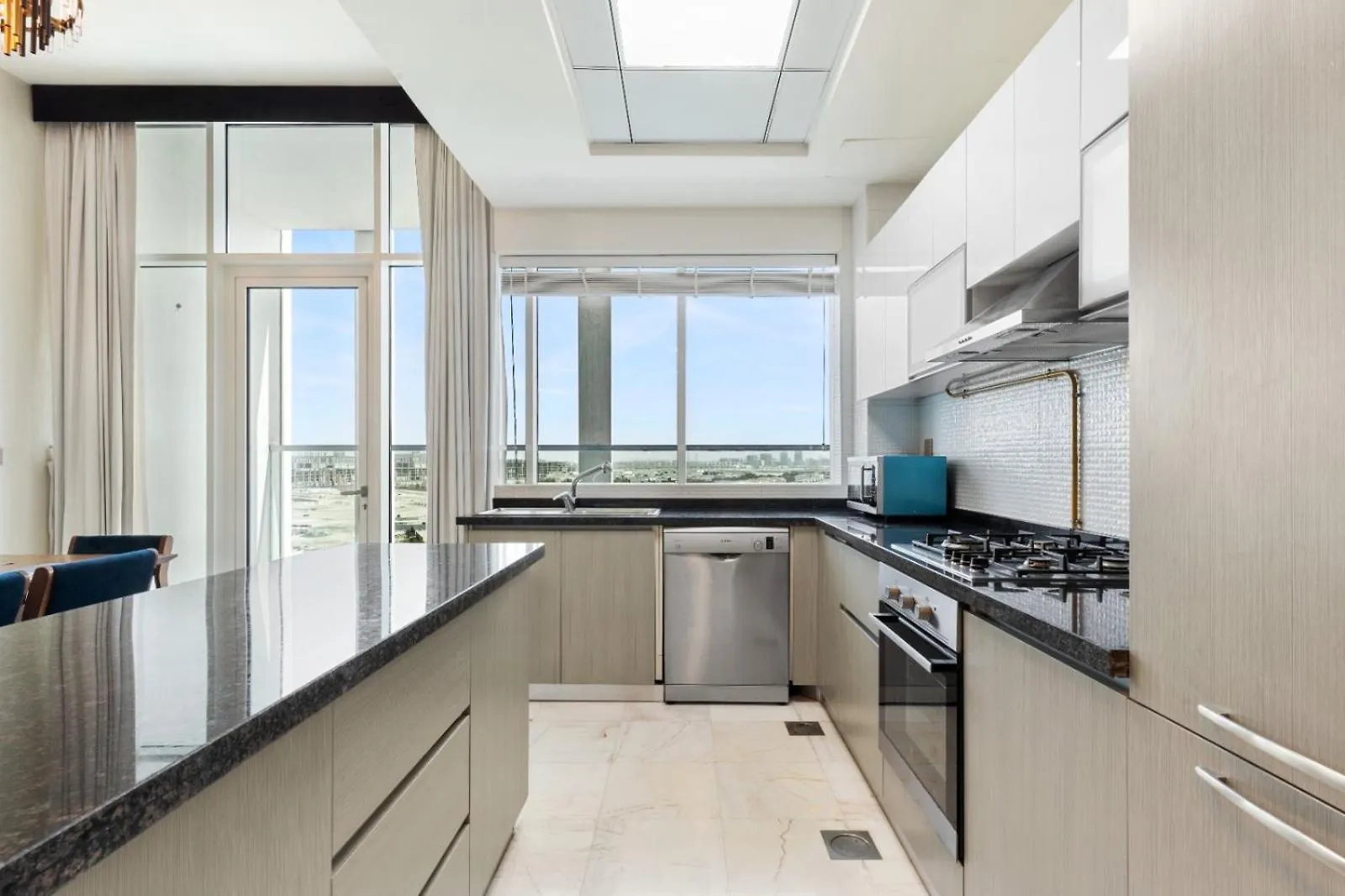 Brand New 2 Bedroom In Bayz By Danube, Business Bay Dubai 0*,  Verenigde Arabische Emiraten